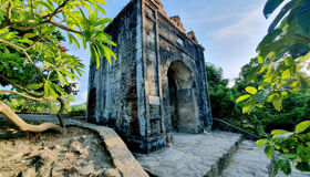 Experience Vietnam’s heritage with visa-prepared tours